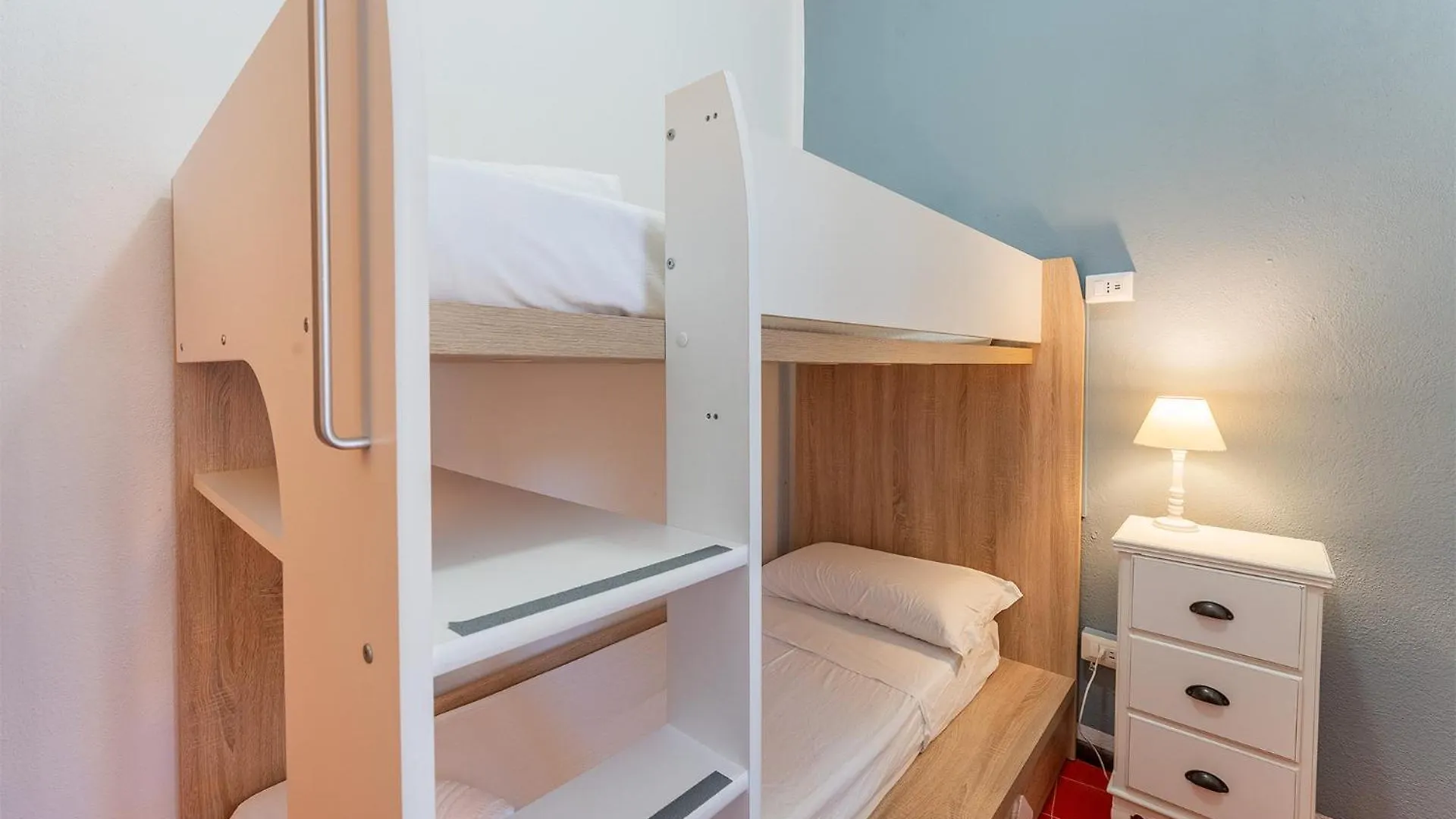 Prázdninový dům Casa Jaime, 350M To Beach Pula